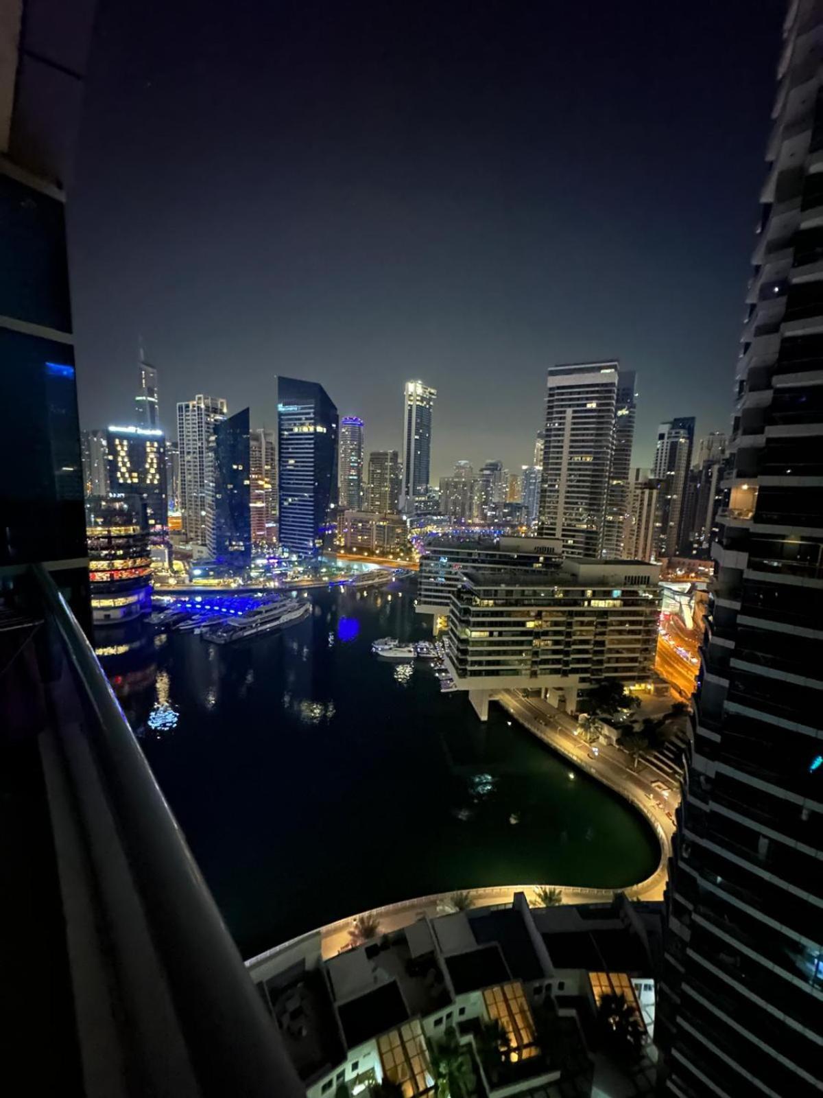Ultimate / 2 Beds / Marina Views / Location In The Heart Of Marina / Perfect Vacation Appartamento Dubai